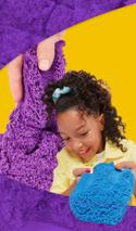 Kinetic Sand, 2.5lbs Green Play Sand, Moldable Sensory Toys for Kids, Resealable Bag, Ages 3+