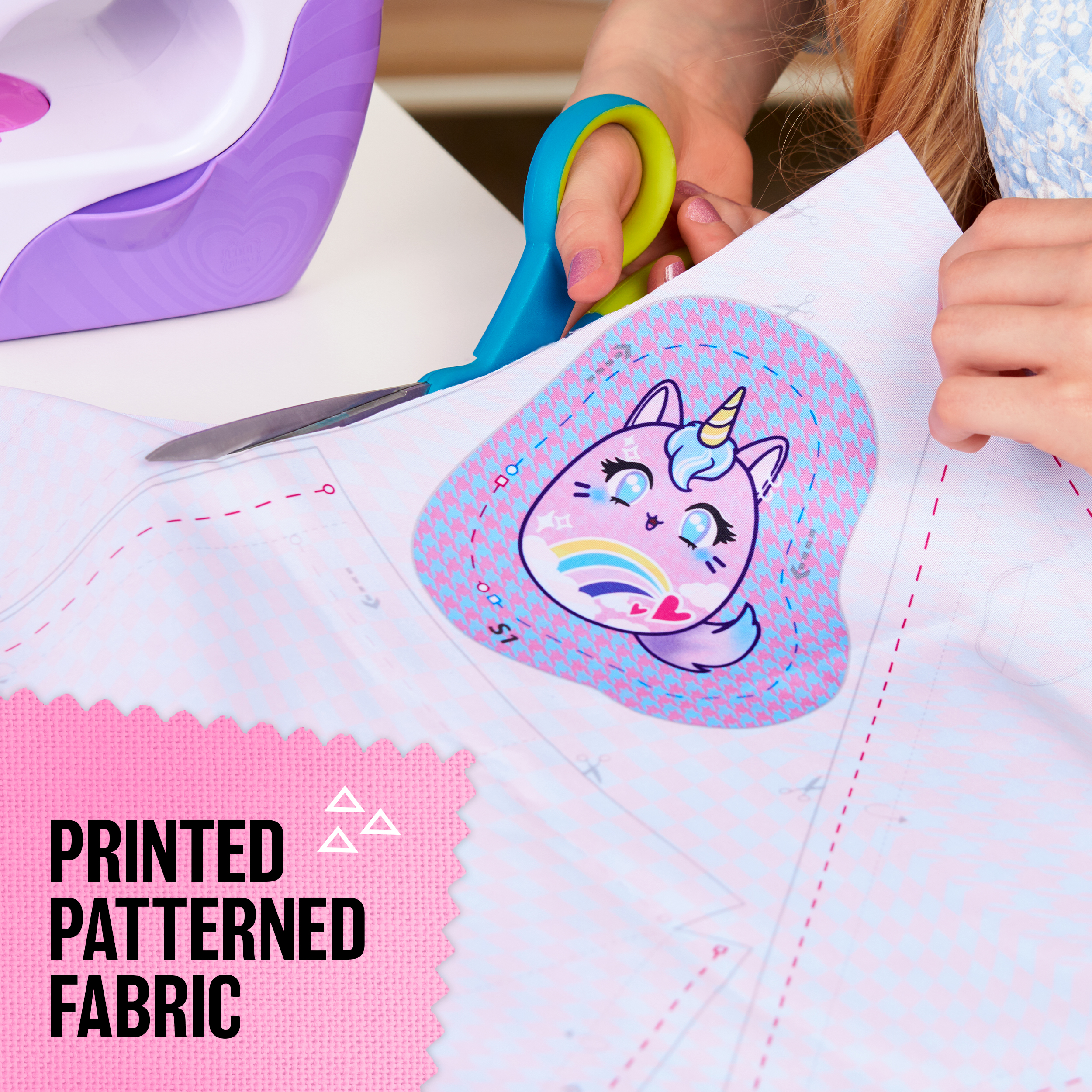 Aazon.co: Cool Aker, Stitch ‘N Style Fashion Studio, Pre-Threaded
