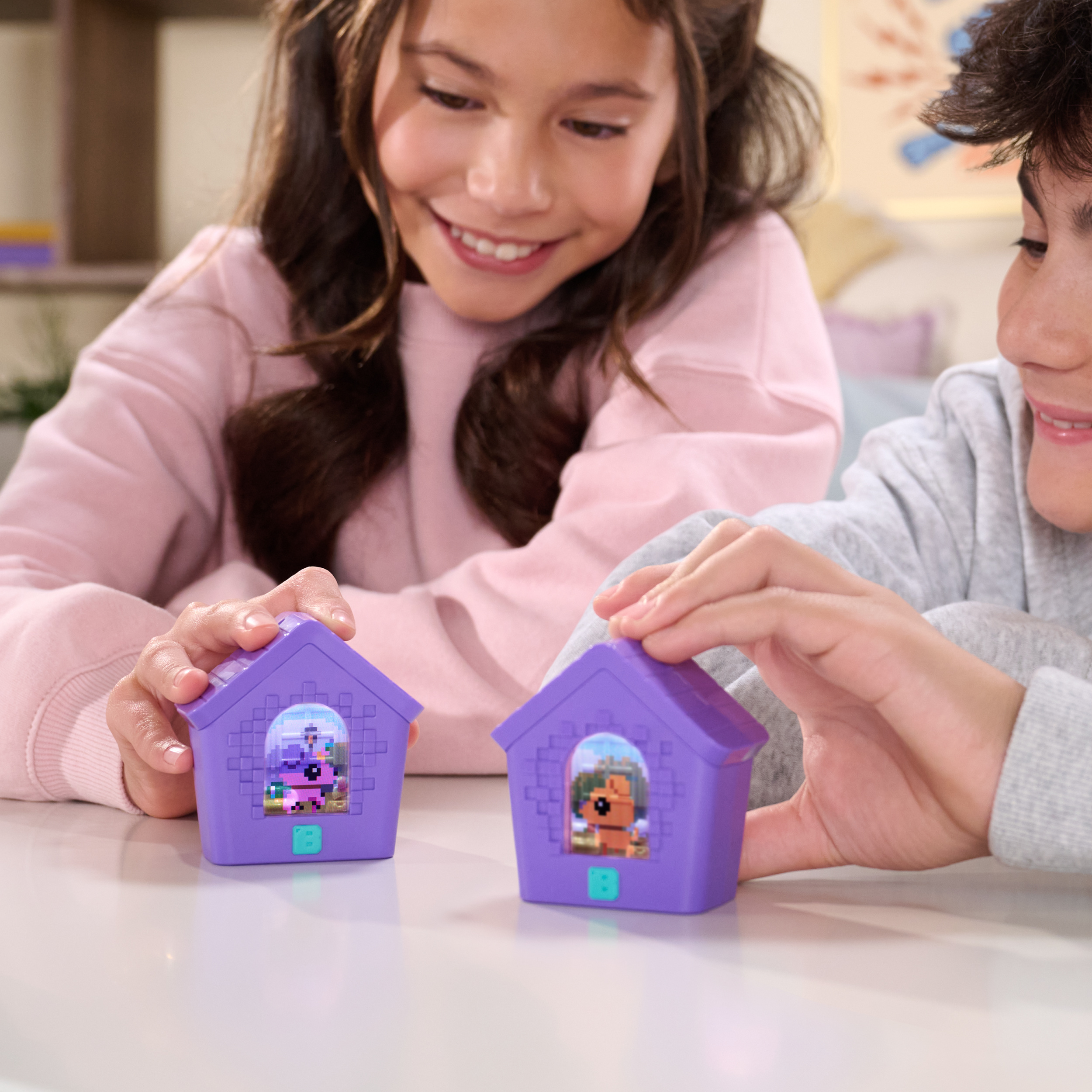 Bitzee, Doghouse Interactive Toy with 15 Puppies Inside, 3D Playroom