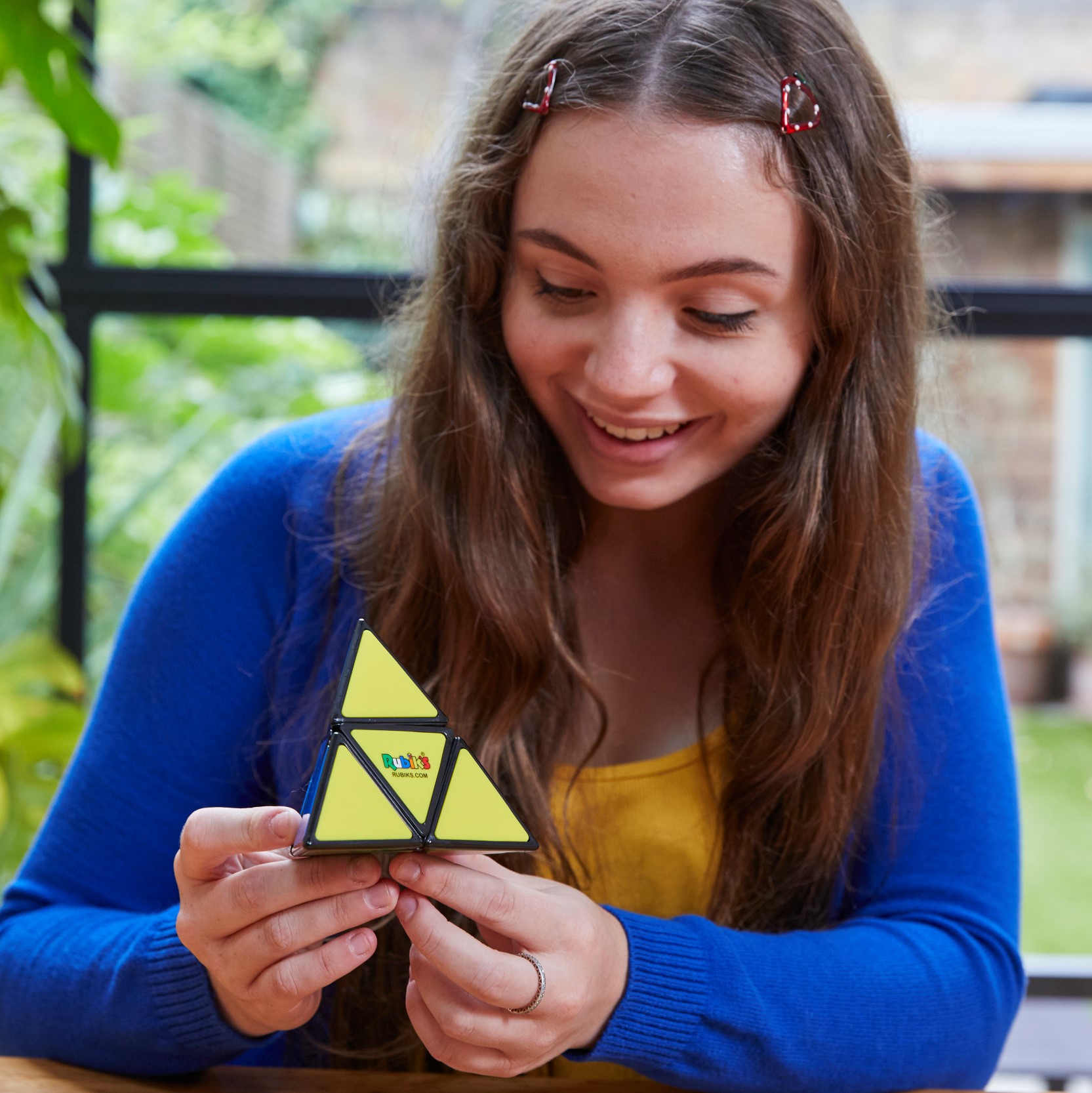 メガハウス ルービックピラミッド Rubiks Pyramid【公式ライセンス】 ルービックピラミッド｜商品情報｜メガトイ｜メガハウスの