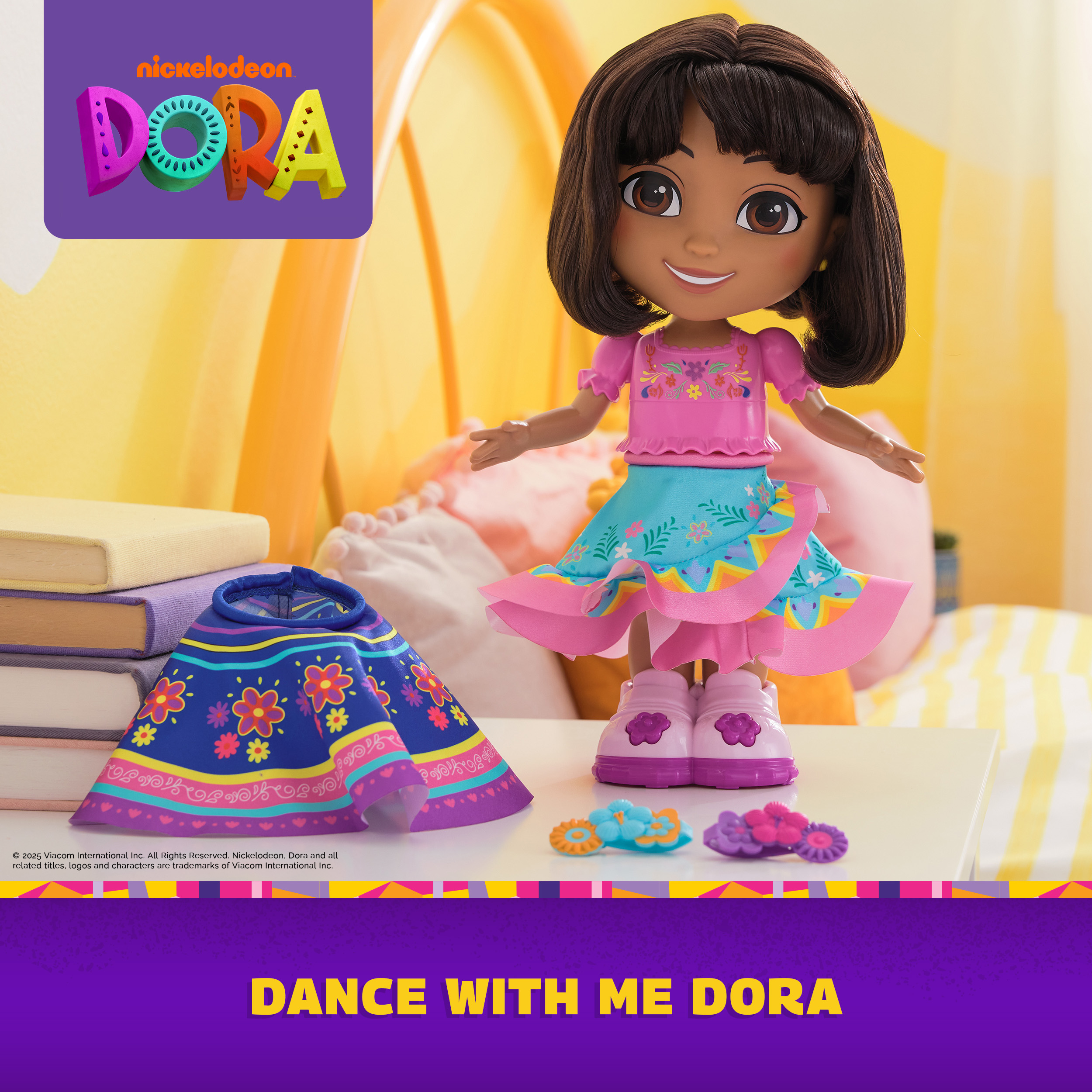 Dora, Dance with Me Dora, Interactive Dancing Doll with 2