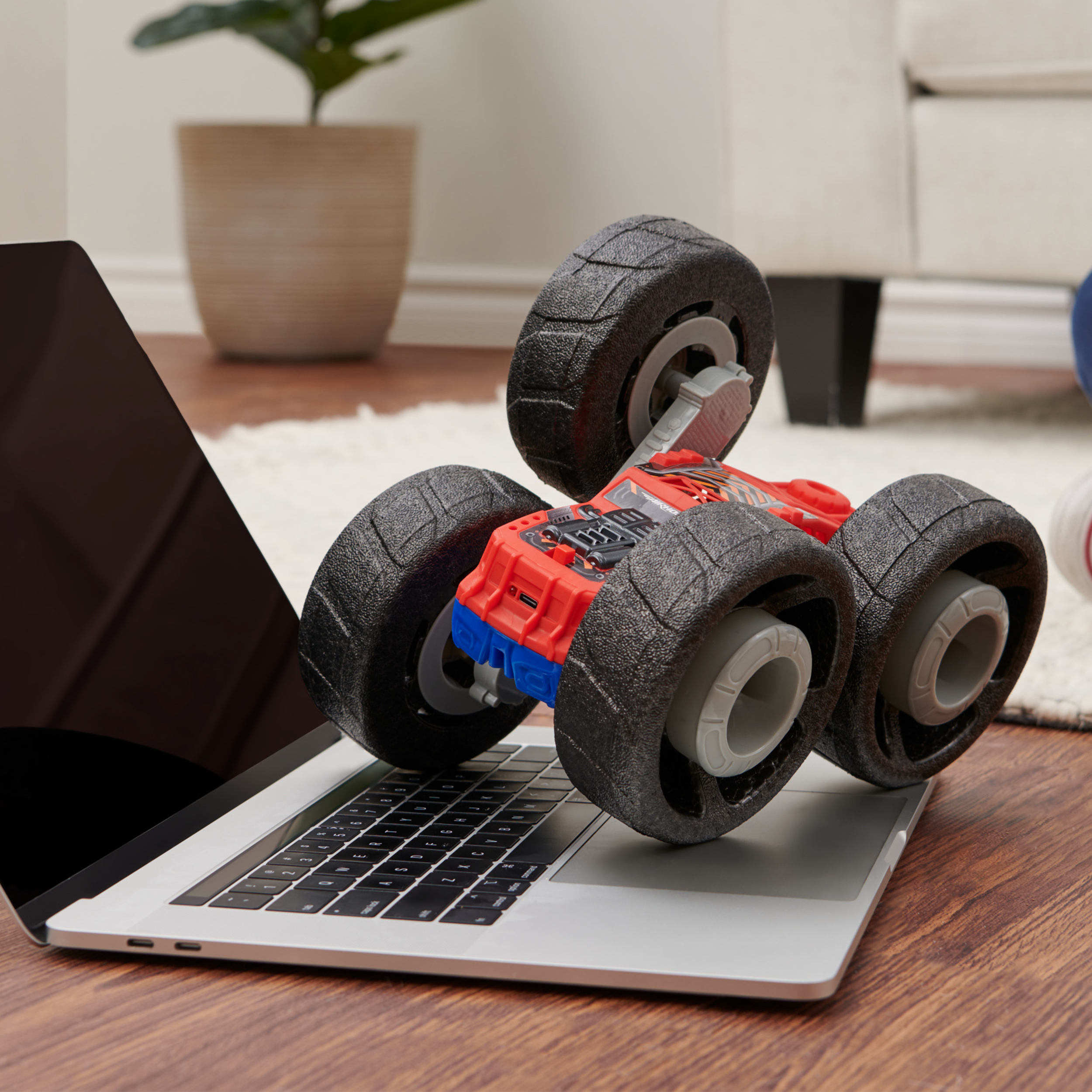 Air Hogs Super Soft Flippin Frenzy 360 Spinning Action 2 in 1 Stunt Vehicle Remote Control Car Kids Toys for Kids 4 and up Spin Master