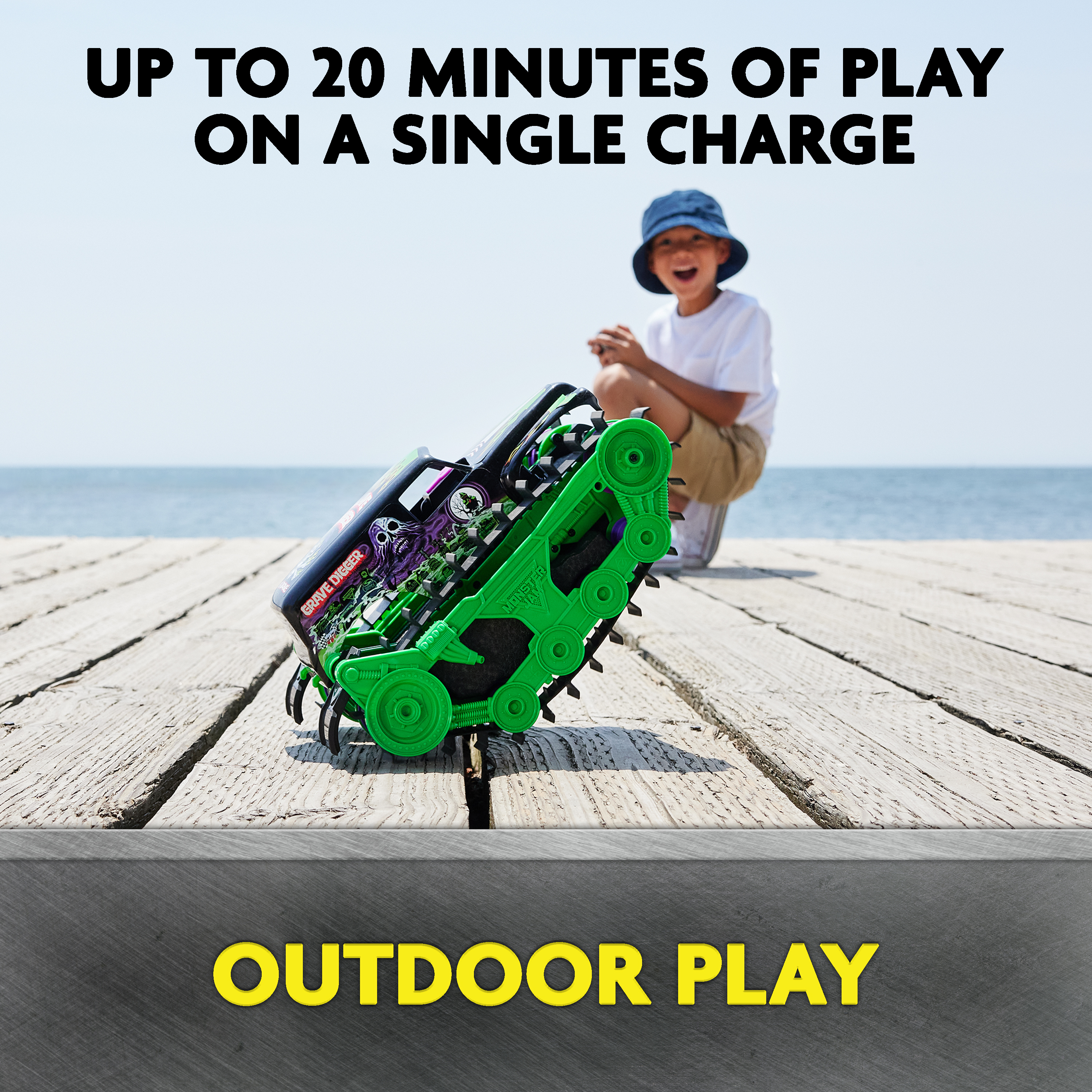 Monster Jam, Grave Digger Trax All-Terrain RC | Spin Master Monster Jam, Grave Digger Trax All-Terrain RC | Spin Master