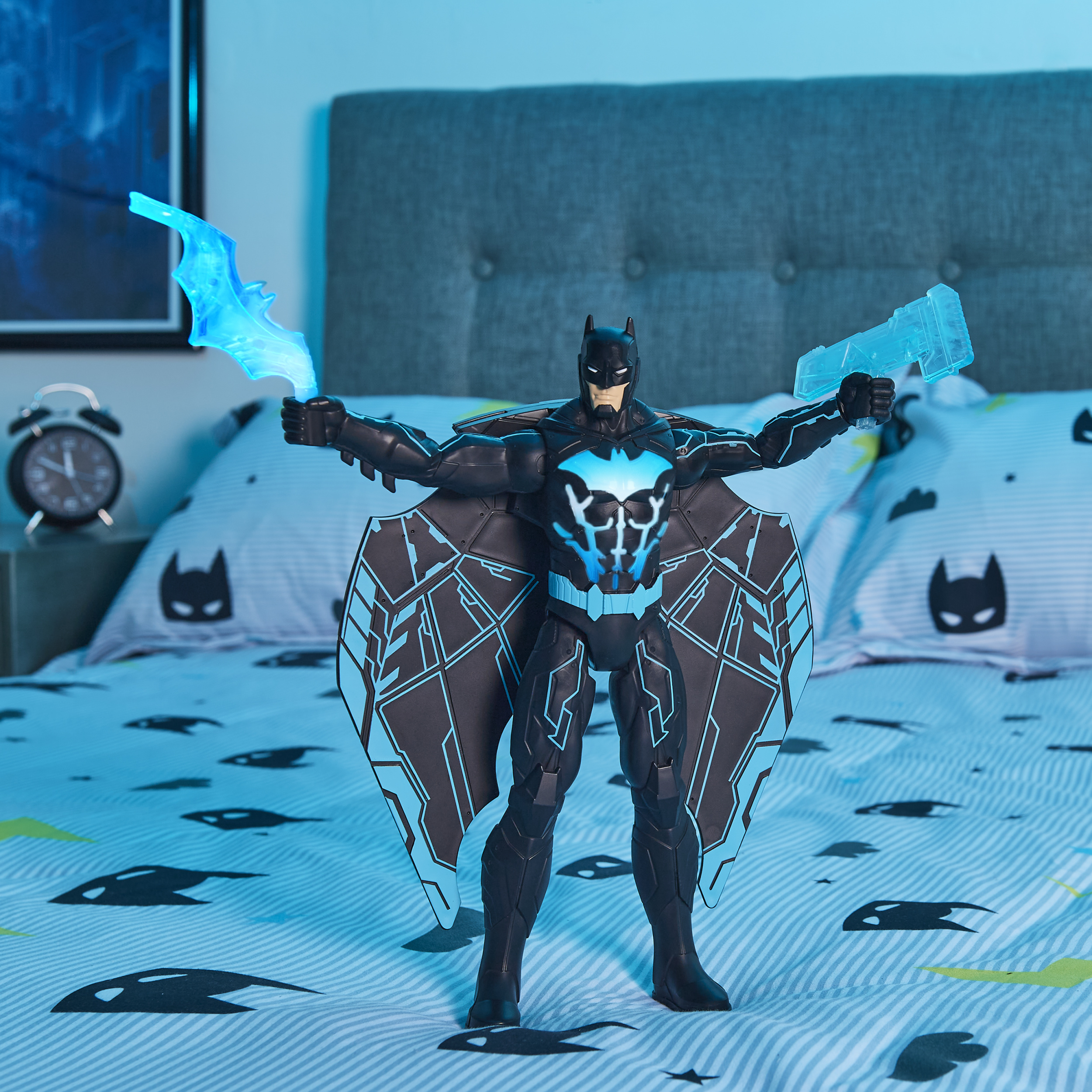 【スーパーセール】 Batman DC Bat-Tech with Figure Action Deluxe 12-inch アメコミ