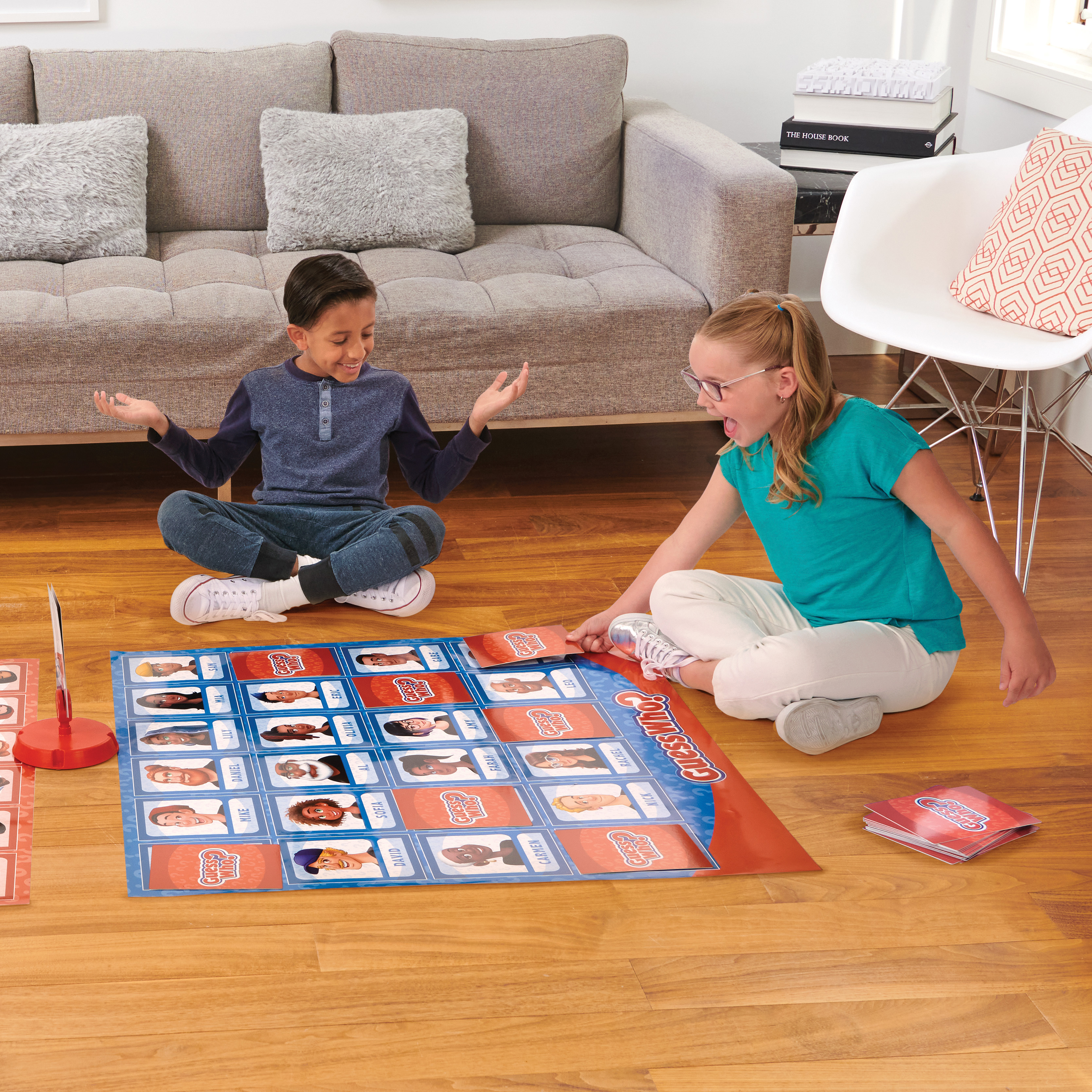 Spin Master Games, Guess Who? Giant Edition, Family Game for Indoor & Outdoor Fun with Big Oversized Board, for Family and Kids, 2-4 Players, Ages 6 & Up | Spin Master Spin Master Games, Guess Who? Giant Edition, Family Game for Indoor & Outdoor Fun with Big Oversized Board, for Family and Kids, 2-4 Players, Ages 6 & Up | Spin Master